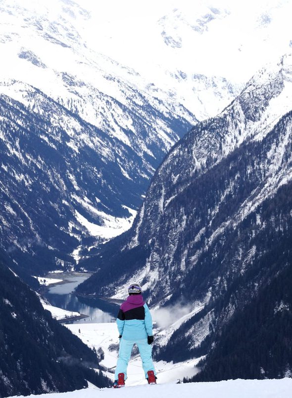 Munichmountaingirls_Zillertal-Snowboarden_Gesa-Temmen_Snowboard-und-Wandertourentipps