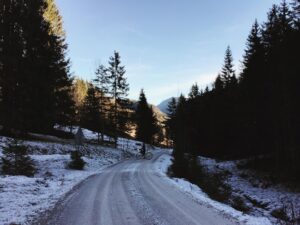 franziska-egger-abfahrt-sylvensteinsee-munichmountaingirls