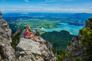 Michael_Reusse_Herzogstandgrat_munichmountaingirls-trailrunning-berglauf_Running_Caja-Schoepf