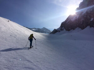 Skitouren Bayern johanna-swatosch-munichmountaingirls-Birkkarspitze-skitour-winter-karwendel