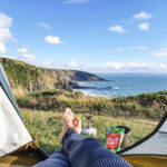 munichmountaingirls-bergblog-muenchen-kathrin-heckmann-fernwandern-england-kueste-zelt-ausblick