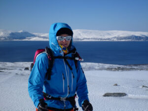 munichmountaingirls-rahel-goelz-skitour-skiing-winter-lyngen-alps