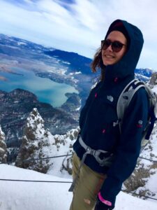 kristina-aulbach-munich-mountain-girls-Heimgarten-Gratwanderung-garmisch