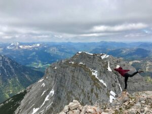 kristina-aulbach-munich-mountain-girls-wanderung-guffert-gipfel