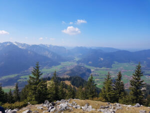 wandertipps-einsam-munichmountaingirls-sabrina-stadler-wanderung-schweinsberg-fischbachau-wandern