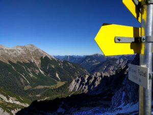 munichmountaingirls-bergblog-frauen-nina-schwind-wandern-woernersattel