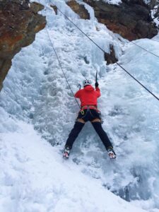 eisklettern-bergfuehrer-hanna-hoermann-munichmountaingirls
