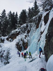 eisklettern-lernen-munichmountaingirls.